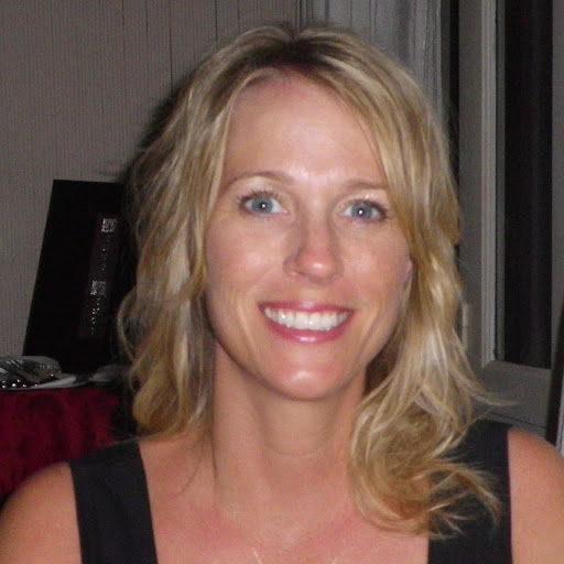 Lynn Cole Photo 24