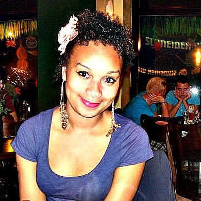 Renee Rowe Photo 6