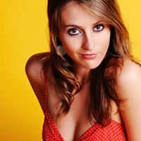 Nicole Lowry Photo 10