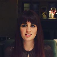 Elizabeth Mckenna Photo 21