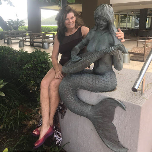 Jennifer Gilbertson Photo 18
