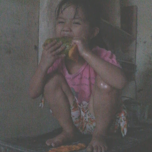 Hue Trinh Photo 13