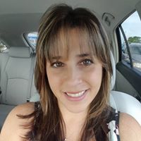 Michelle Benitez Photo 24