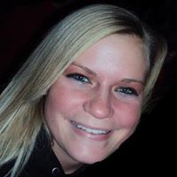 Amanda Higgins Photo 29