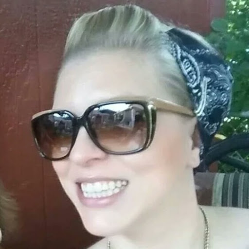 Sara Lambert Photo 6