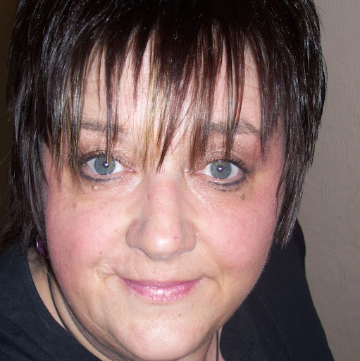 Lesley Fox Photo 27