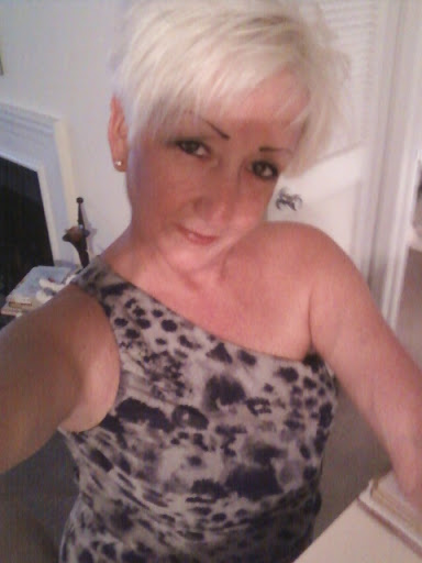 Debra Tanner Photo 7