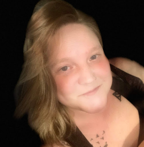 Sara Gillis Photo 18