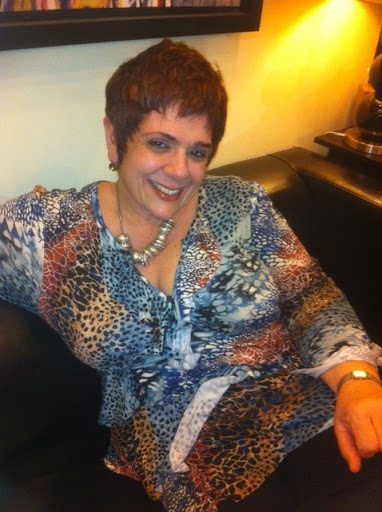 Lisa Valente Photo 38