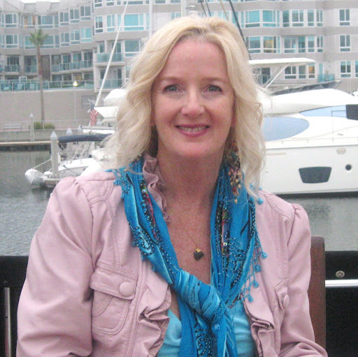 Elizabeth England Photo 22