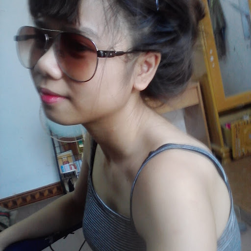 Loan Hoang Photo 33