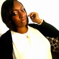 Danielle Crenshaw Photo 6