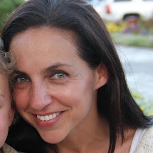 Julie Skaggs Photo 9