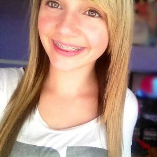 Brittany Carpenter Photo 6