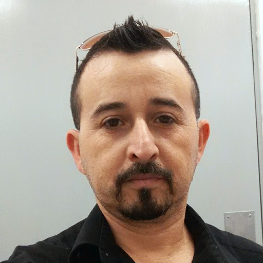 Martin Ruiz Photo 10