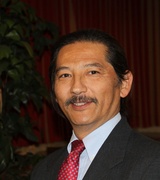 Robert Flores Photo 10