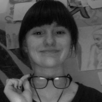 Katrina Thomson Photo 24