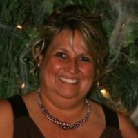 Lori Bolen Photo 15