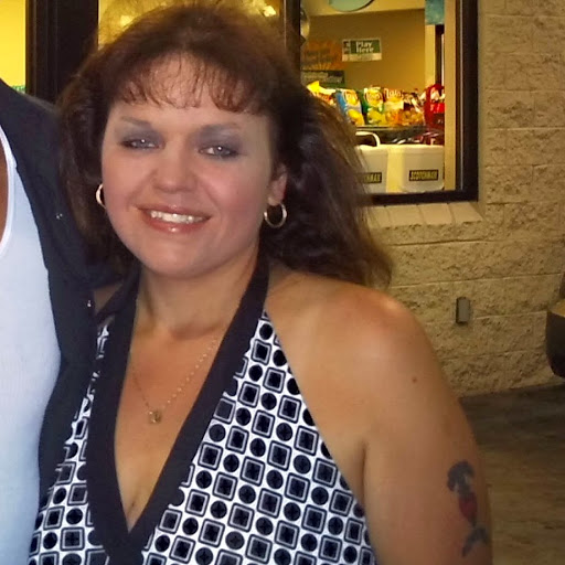 Stephanie Conner Photo 31