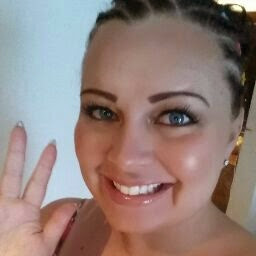 Christina Sims Photo 39