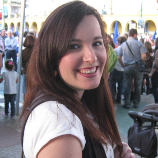 Alicia Alvarez Photo 30