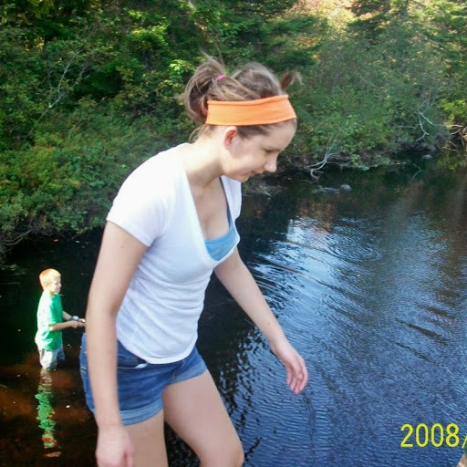 Alicia Peterson Photo 35