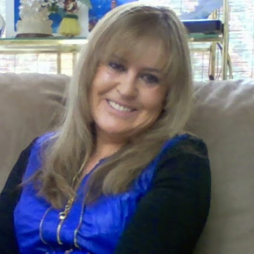 Cheryl Wolfe Photo 34