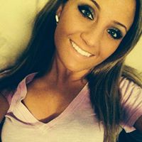 Alyssa Robinson Photo 24
