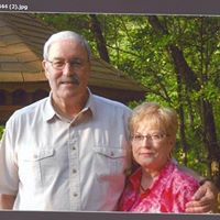 Linda Daniels Photo 50