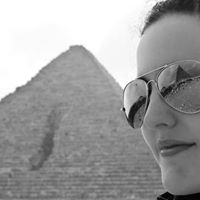 Sarah Petrie Photo 14
