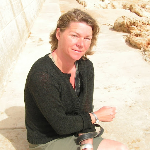 Irene Simon Photo 14