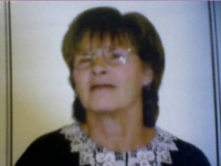 Sandra Cain Photo 3