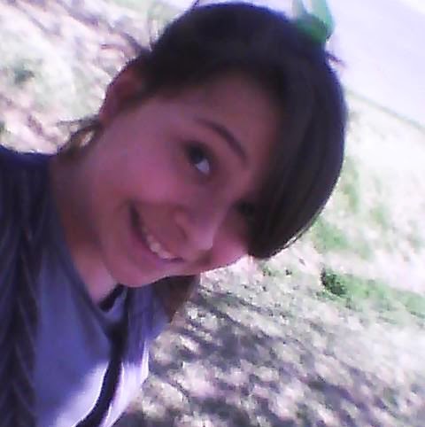 Reyna Gonzalez Photo 14