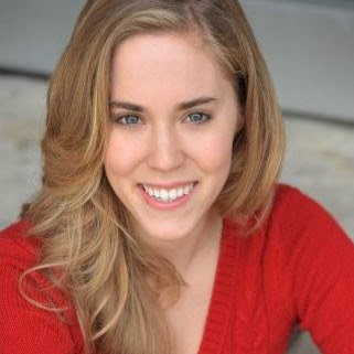 Elizabeth Dunn Photo 28