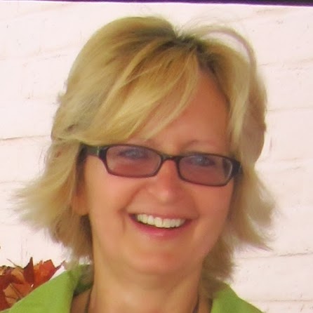 Sharon Ellis Photo 8