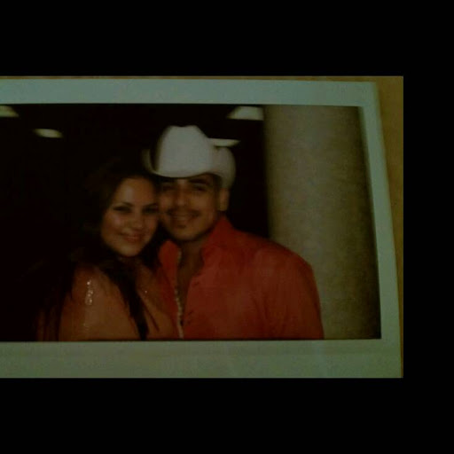 Nancy Davila Photo 26