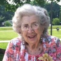 Lois Jones Photo 38