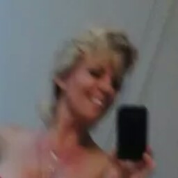 Michele Rose Photo 48