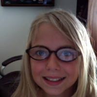 Elizabeth Dugan Photo 34