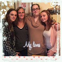 Staci Simmons Photo 7
