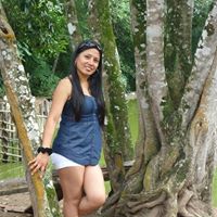 Elizabeth Perea Photo 30