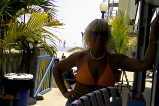 Lynn Jacobs Photo 30