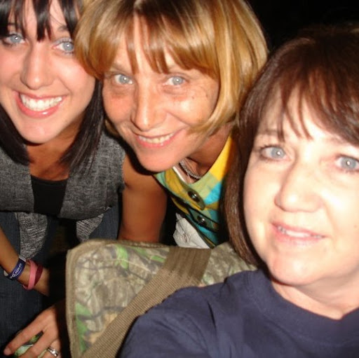 Vicky Russell Photo 29