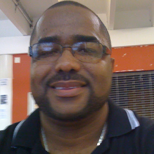 Benjamin Frias Photo 4