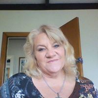 Tracy Simons Photo 8