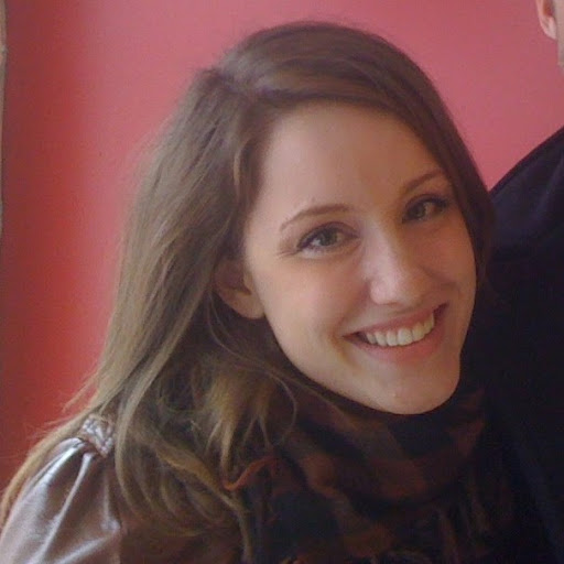 Laura Shaw Photo 35