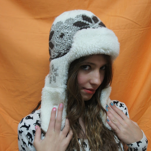 Danielle Gil Photo 20