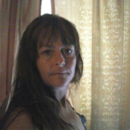 Angela Garrett Photo 15