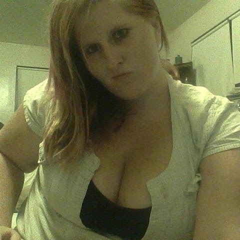 Nikki Willis Photo 43