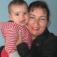 Julia Molina Photo 23